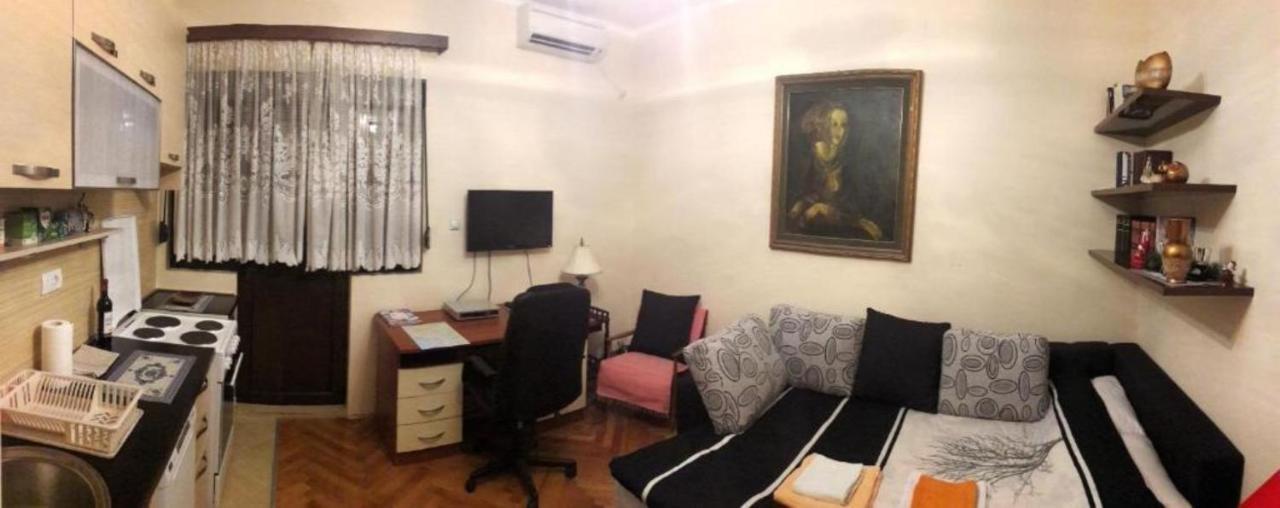 Center Lux Apartment Подгориця Екстер'єр фото