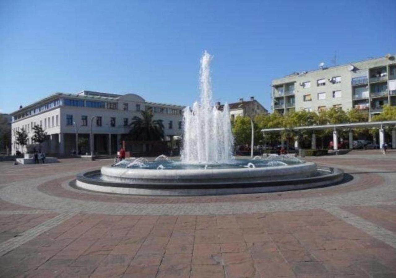 Center Lux Apartment Подгориця Екстер'єр фото