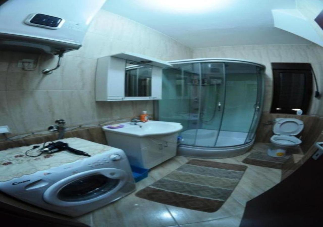 Center Lux Apartment Подгориця Екстер'єр фото